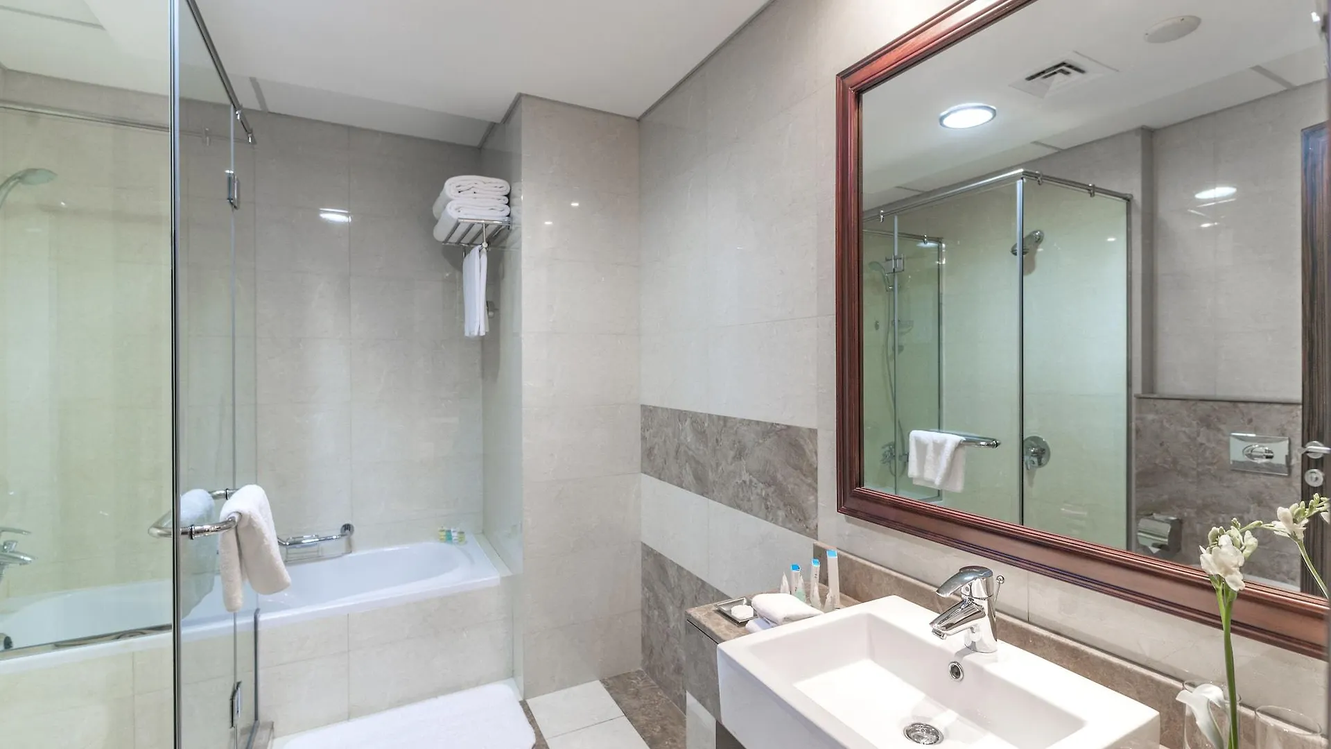Atana Hotel Dubai