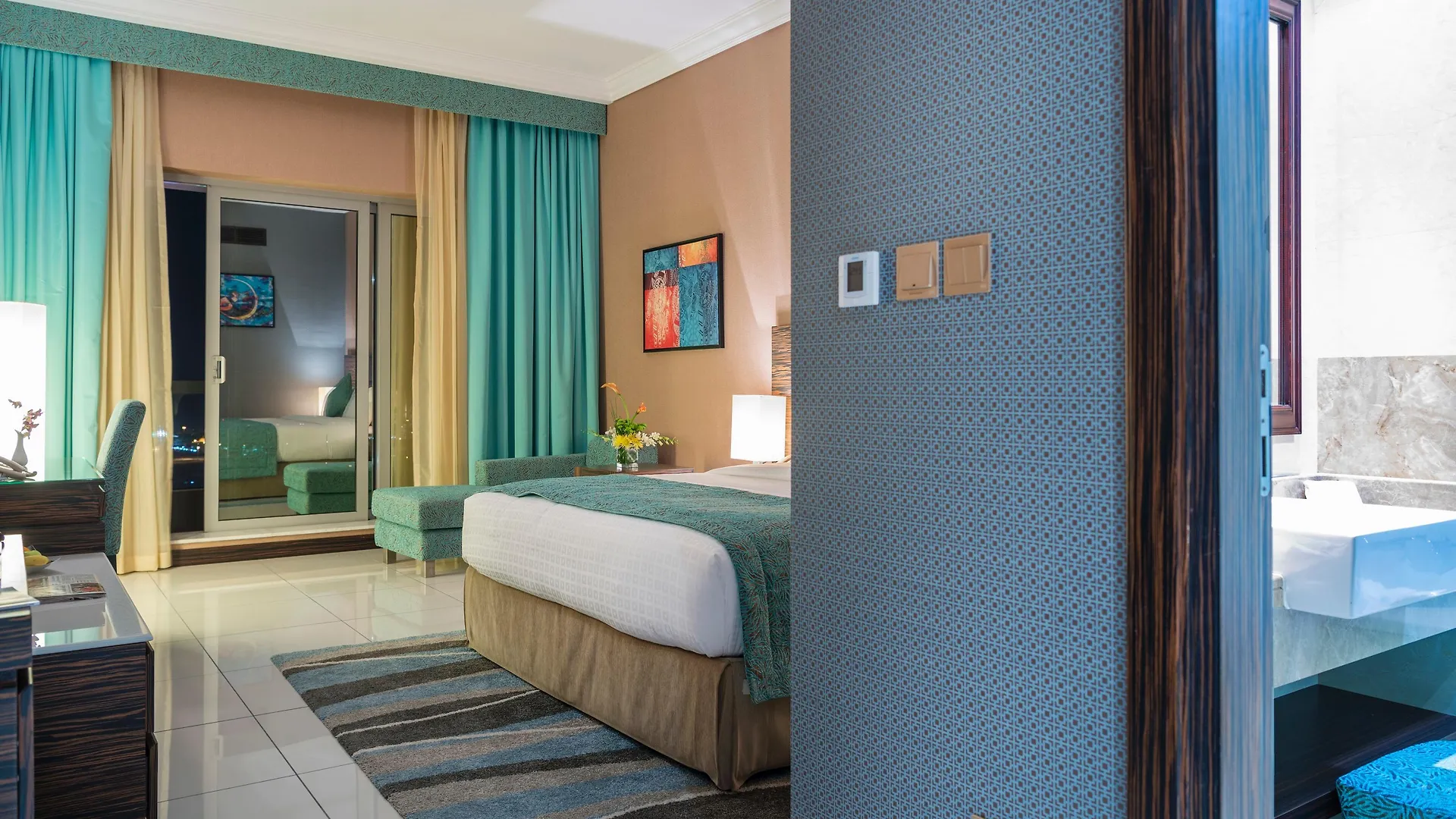 Atana Hotel Dubai