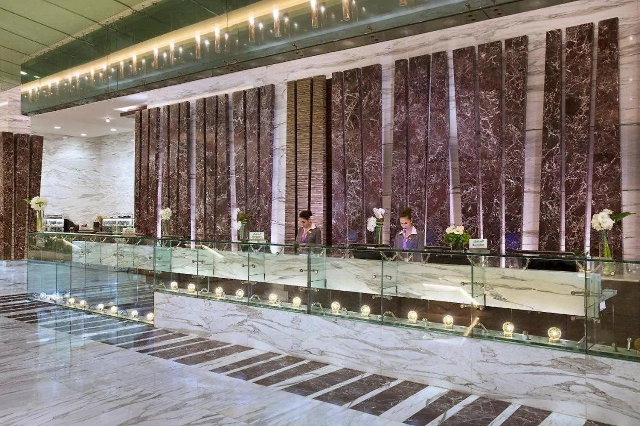 Atana Hotel Дубай